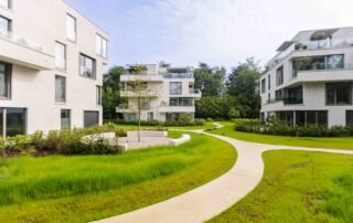 Steelander Projectontwikkeling Nieuwbouwappartementen Klossebos in Zwijnaarde met parktuin en wandelpad